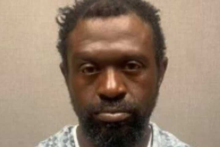 Virginia Man Stabs Ex-GF Dead, Flees To DC: Police