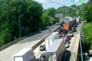 Traffic On I-495 Backed Up By Multi-Vehicle Crash In Montgomery County (DEVELOPING)