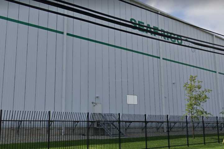 Worker Killed In Fall At Elizabeth Storage Company