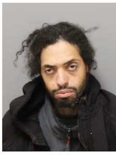 New Haven Man Found Sleeping In Stolen Car On I-91, Police Say