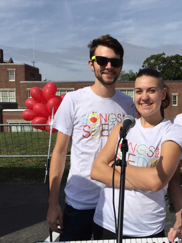 Songs For Seeds Of Scarsdale Offers Family Week