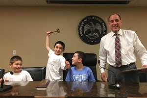 PHOTOS: Cliffside Park Lighting It Up For Autism