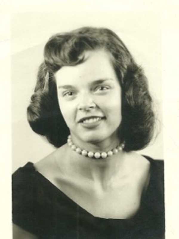 Shirley Gertrude Bowers Loftus, 79, Norwalk Resident