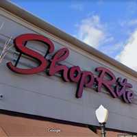 New ShopRite Opens In Huntington Commons Shopping Center