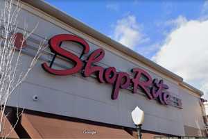 New ShopRite Opens In Huntington Commons Shopping Center