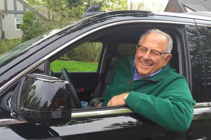 Englewood Man Does More Than Drive For SilverStreak
