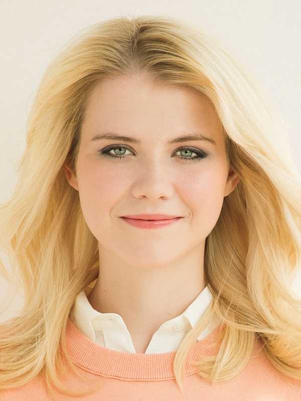 Elizabeth Smart Speaking At STAR Luncheon In Darien