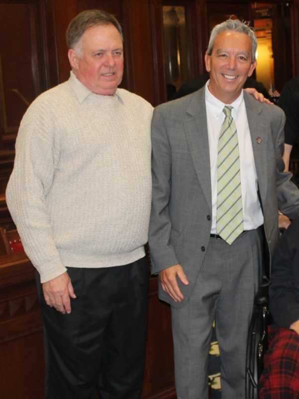 Danbury Rep. Smith Honors Veterans At State Capitol