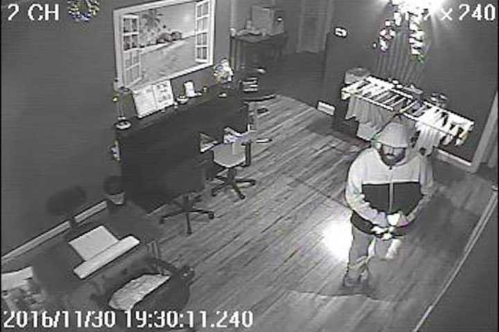Shelton Police Seek Suspect In Smash-And-Grab Burglaries