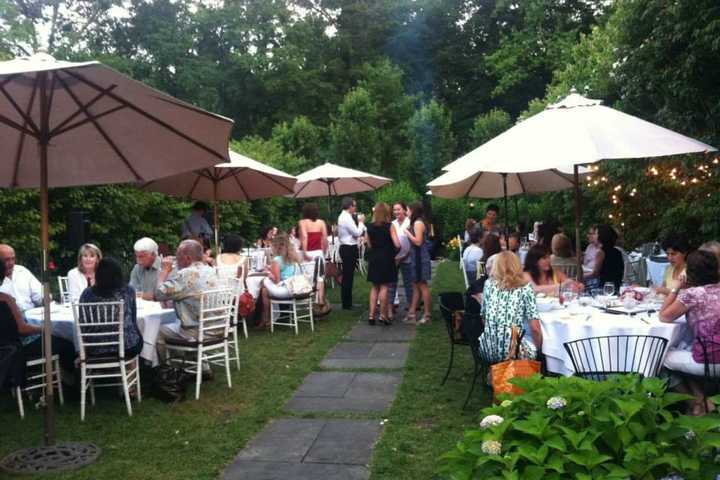 Chappaqua Children's Book Festival Benefiting From Crabtree's Fundraiser