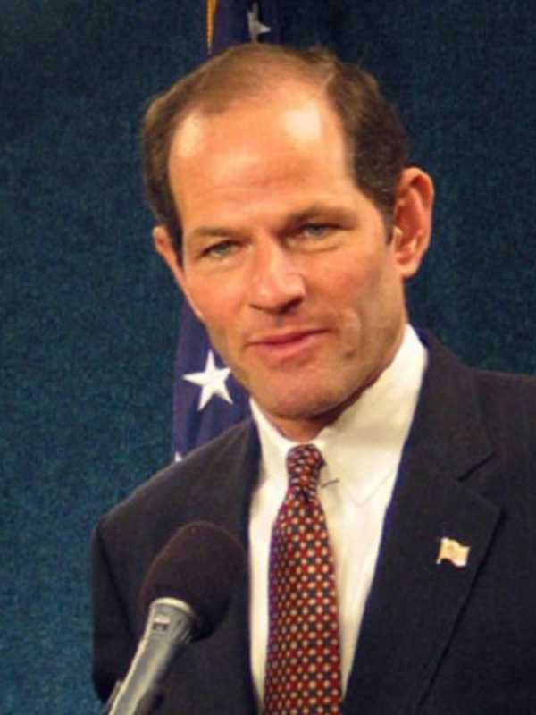 Woman Accuses Ex-Gov. Spitzer Of Choking Her In NYC Hotel