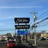 <p>StarView Diner sign (photo courtesy of Mark Matthews 42Freeway.com)</p>