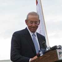 <p>Stephen Ross</p>