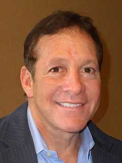 Meet Steven Guttenberg In North Jersey