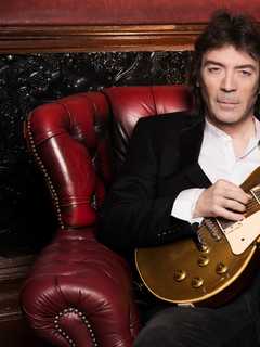 Genesis Guitarist Steve Hacket Rocks The Fairfield Theatre Company
