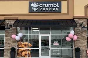 Crumbl Cookies Bringing Award-Winning Treats To New Massachusetts Location