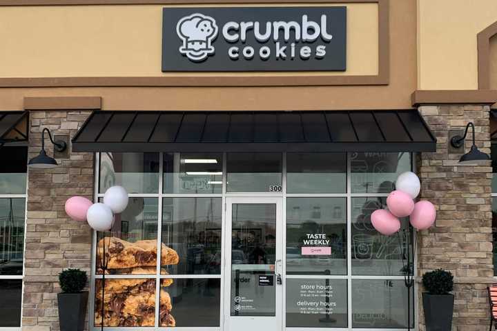 Crumbl Cookies Bringing Award-Winning Treats To New Patriot Place Location