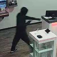 Suspect On Loose After Armed Robbery At Long Island Verizon Store