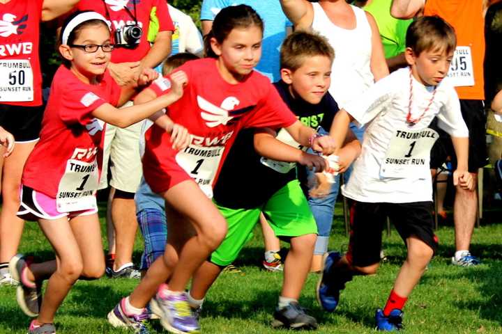 Hundreds Expected To Step Off For Trumbull Rotary's Sunset Run