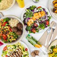 <p>Ready to eat healthy? Head To Supr Food Kitchen in Greenwich.&nbsp;</p>