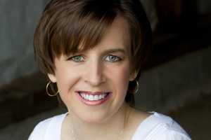 Local Expert Offers Advice On Decorating Your Home, To Sell Or Dwell