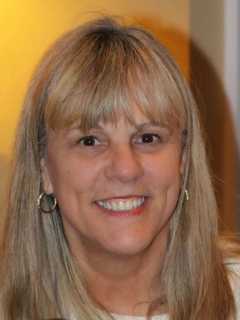 Suzanne Stisser, 63, Retired Darien Teacher, Community Activist