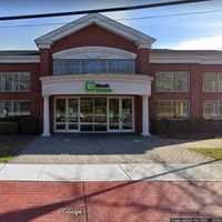 Police Searching For Man Who Robbed Long Island Bank
