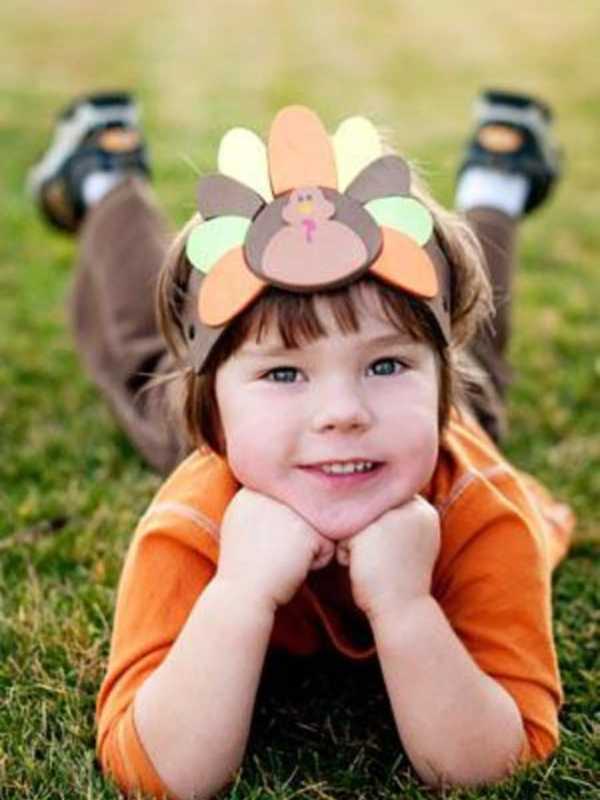 Saddle Brook Kids Get Crafty For Thanksgiving