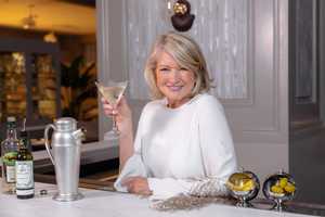 Menu Items At Martha Stewart's New Eatery Create Buzz, Including 'Fluffy' Baked Potato Recipe