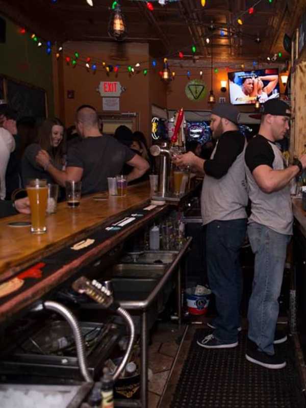 The Local Tap House Of Nyack Competes In DVlicious 'Best Beer Bar' Contest