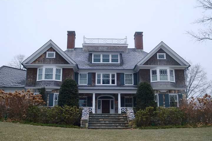 New Details: $6.28 Million Hudson Valley Home Used To Film Netflix's 'The Watcher,' Report Says