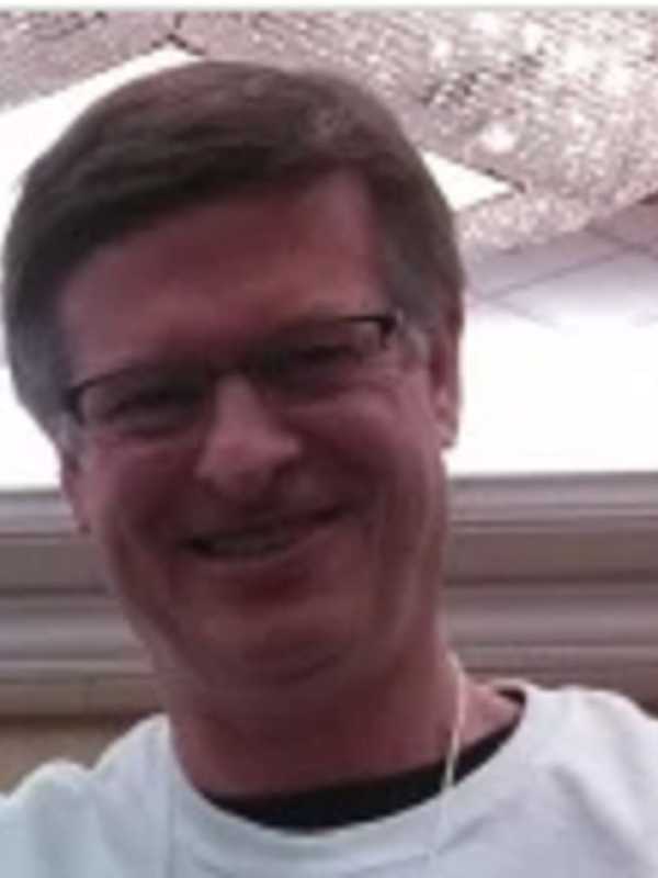 Westchester's Tom Gardner Tells Iowa, New Hampshire Voters: Dump Trump