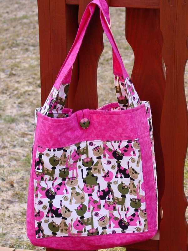 Rye Arts Center Holds Duct Tape Tote Bag Workshop