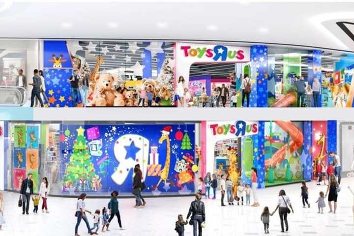 Toys 'R' Us Makes Comeback With Opening Of US Flagship Store In NJ