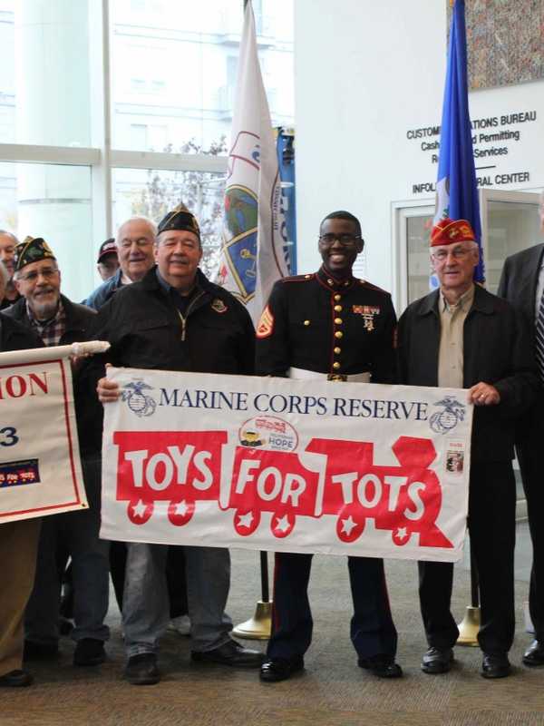 Stamford Mayor Declares December As Toys For Tots Month