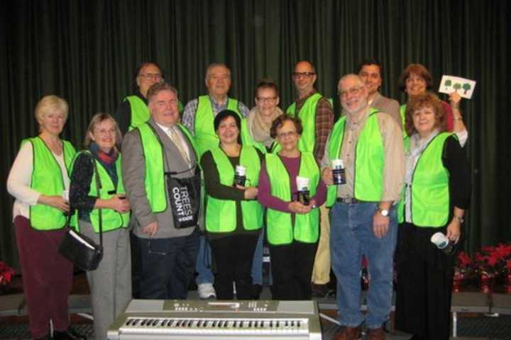 NYC Tree Counting Project Gets Boost From Ridgewood Civic Group