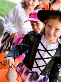 Cross County Shopping Center Announces 'Halloween Spooktacular'