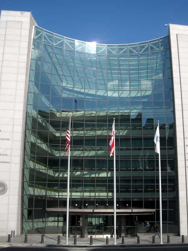 SEC Accuses Missing Greenwich Investment Professional Of Fraud 