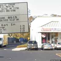 <p>A woman&#x27;s complaint over her water charge at Dunkin&#x27; Donuts in East Islip sparked heated debate on Facebook Monday, Nov. 28.</p>