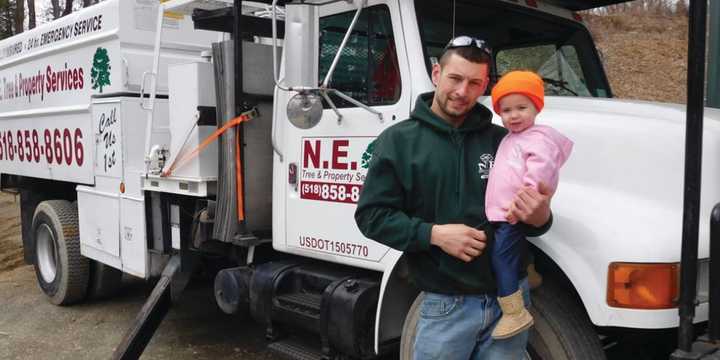 Thomas Haberland (pictured with his daughter Alexis Marie) died Wednesday, Sept. 27 at the age of 37.