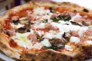 This Capital Region Pizzeria Among 11 Best In NY, Report Says