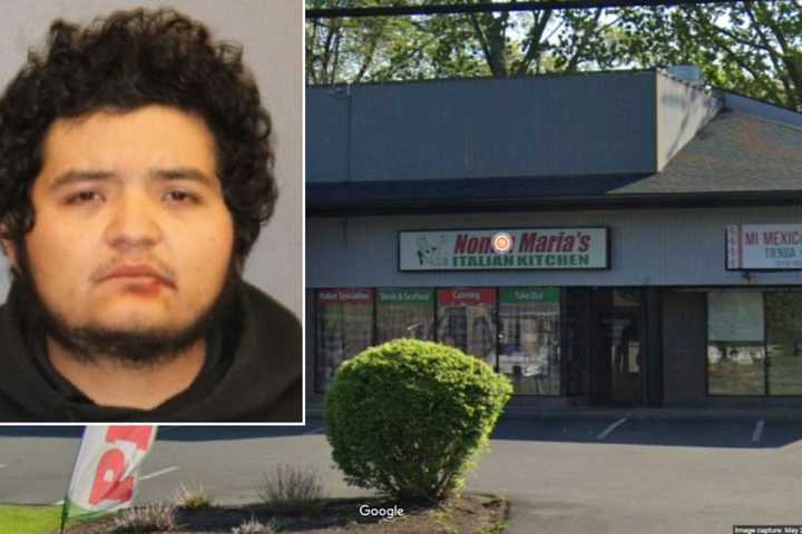 Customers Tackle Mask-Wearing Robber Targeting Halfmoon Restaurant, Police Say