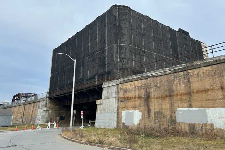 Time For Longtime 'Eyesore' In Capital Region To Be Demolished, County Legislators Say (Poll)