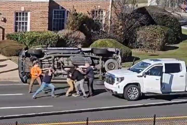 Family Brawl That Shut Down Sunrise Highway In Lindenhurst Nets Charges For Father, Son