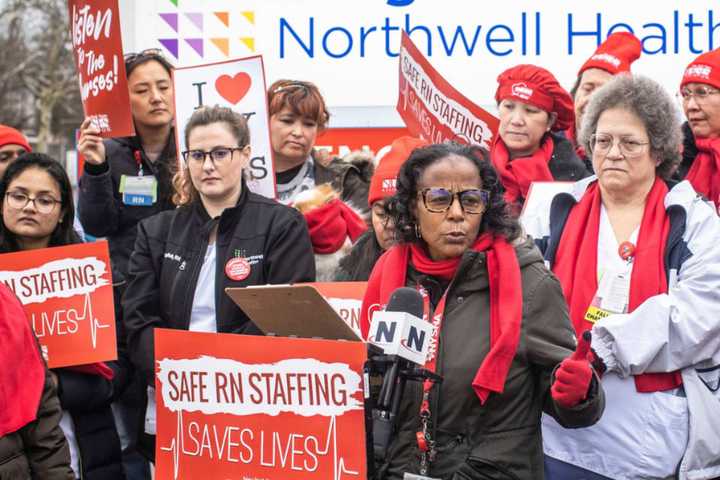 Nurses, Other Healthcare Workers At Valley Stream Hospital Vote To Authorize Strike