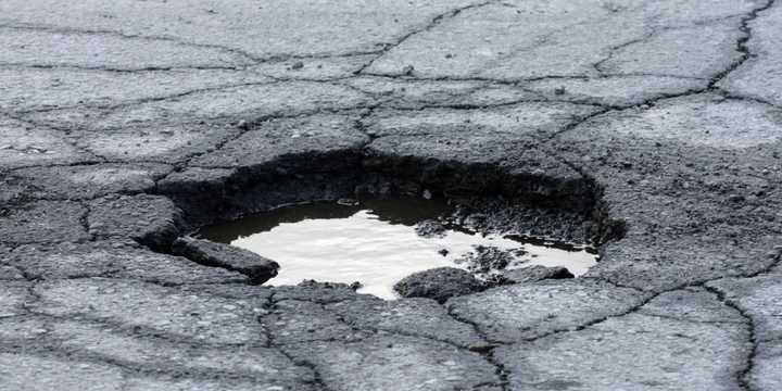 Troy city leaders&nbsp;have their sights set on those pesky potholes that popped up over winter.