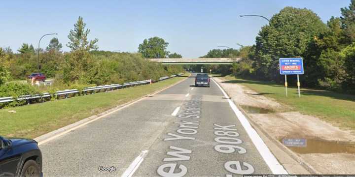 The Sagtikos State Parkway in Islip.&nbsp;