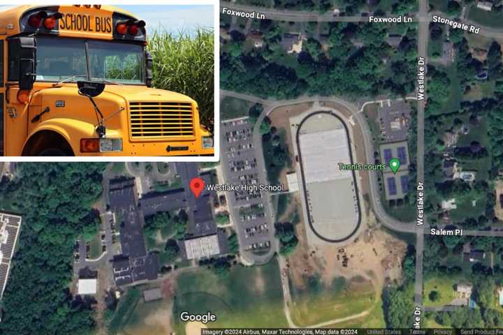 School Bus Crashes Near Westlake HS In Mount Pleasant