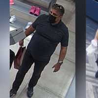 Police Ask For Help Identifying Suspects In Rockville Theft