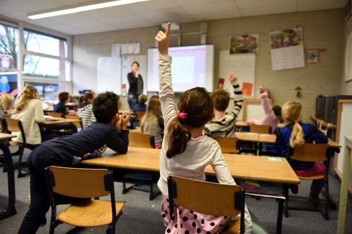 These Long Island School Districts Rank Among Top 10 In America, Report Says